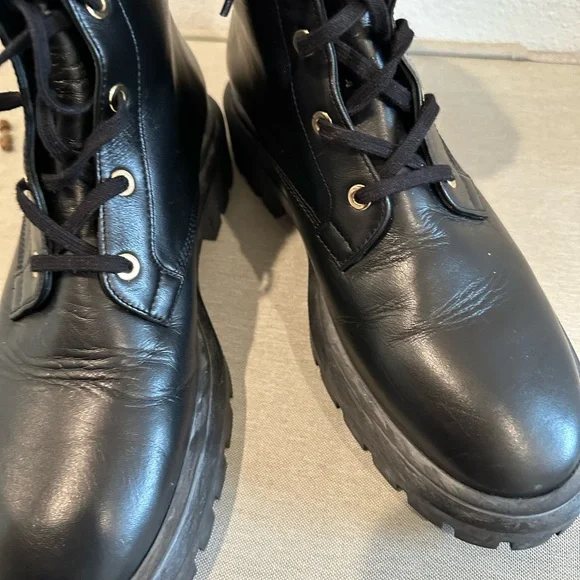 $675 Stuart Weitzman Women's Ultra Lug Sole Buckle Combat Boots size 7 black - Picture 7 of 9